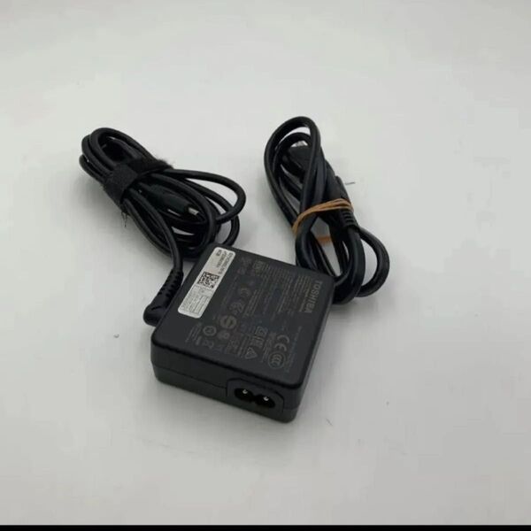 東芝 TOSHIBA Type-C PA5279U-1ACA 20V 2.25A 充電器 電源アダプター