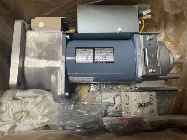 三和シャッター 開閉機 SG2025EL 左モーター 200V ブレーカー ローラーチェーン 巻き上げチェーンプーリー 取付ボルト