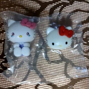 【新品 未開封】サンリオあまえんぼ ナミダ キティ ガチャ バスボムフィギュア 【2セット】