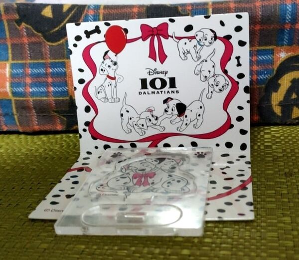 【新品 未使用】101匹わんちゃん 背景カード付アクリルスタンド アクスタ D