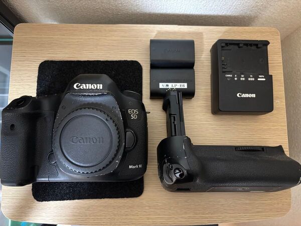 Canon EOS 5D Mark3 ボディ キャノン