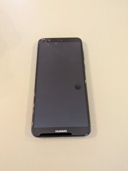 HUAWEI nova lite 2 画面割れ有 SIMフリー