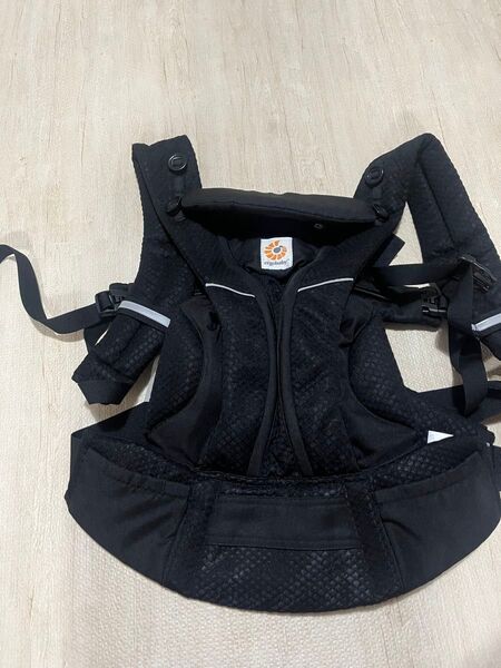 エルゴベビー オムニ ブリーズ OMNI ergobaby 抱っこ紐 抱っこひも Breeze Ergobaby