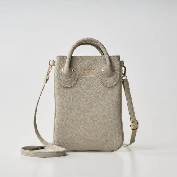 YOUNG & OLSEN The DRYGOODS STORE スマホショルダーBAG BOOK BEIGE 【付録】