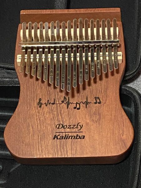 1882 ○ DOZZLY カリンバサブピアノポータブル 17キー フルセット