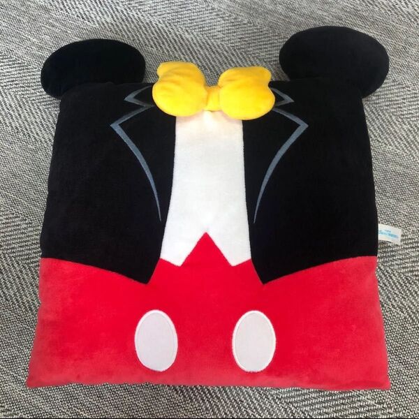 ディズニーランド ディズニーシー ミッキーマウス クッション ぬいぐるみ