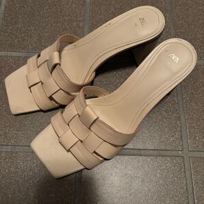 未使用に近い ZARA ザラ サンダル 40サイズ