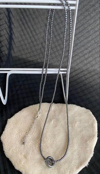 天然石 ブラジル産ヘマタイト 極小粒&リング形トップ付き ロングネックレス 約73cm+アジャスター5cm 2way