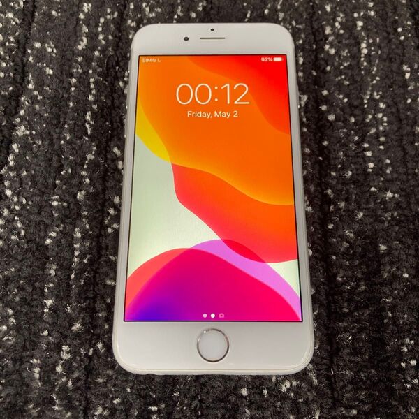 iPhone 6s 64GB simフリー