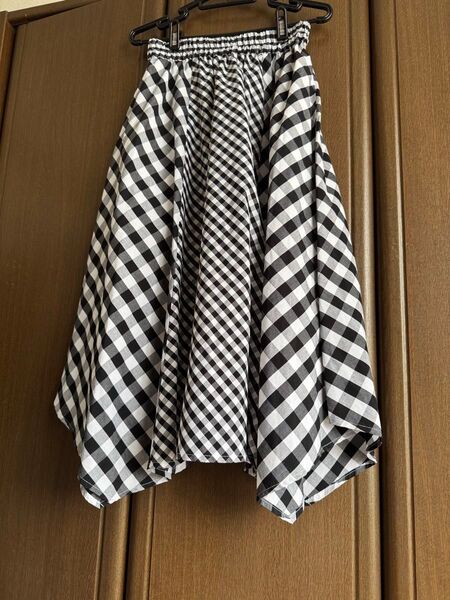 ★美品 チェックアシンメトリースカート