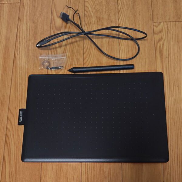 Wacom one ペンタブレット CTL-672