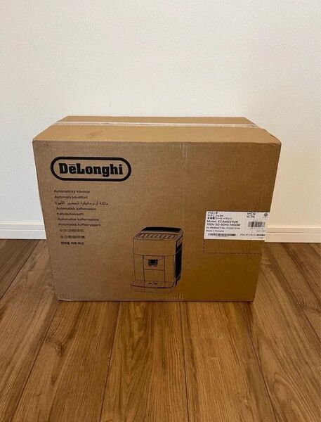 最安値 DeLonghi 全自動コーヒーマシン マグニフィカ ECAM22112B 新品未使用未開封