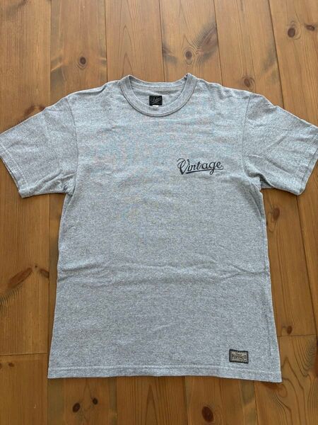 デラックスウエア Tシャツ