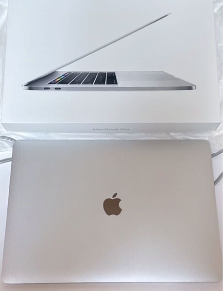 MacBook Pro 15インチ 2016年モデル 512GB シルバー