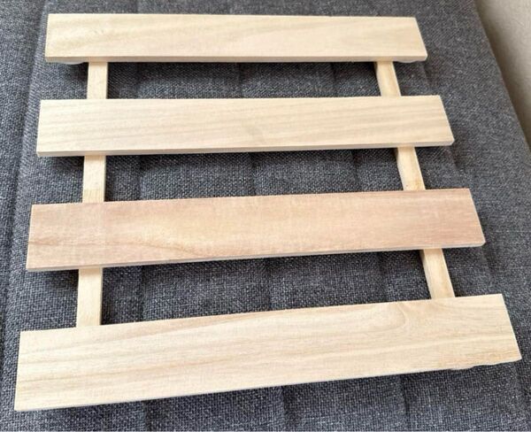 【ダイソー】すのこ ボールキャスター付き 台車 約30×31×2cm DIY