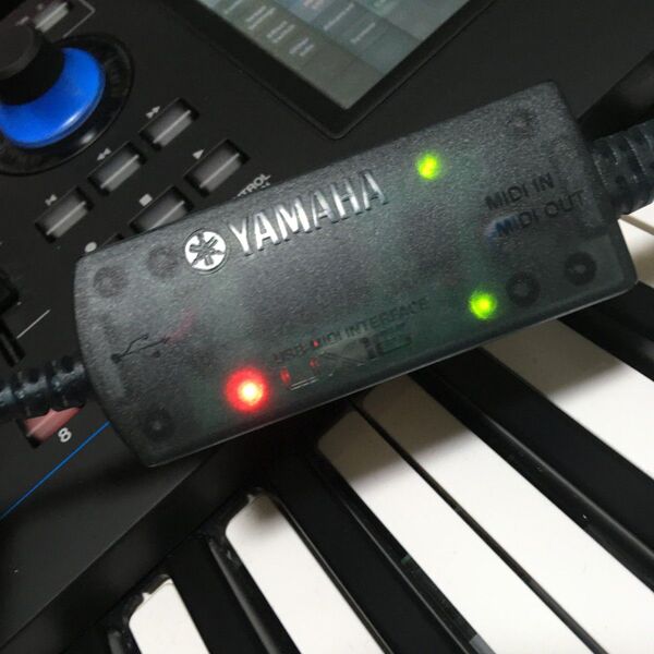 YAMAHA「UX-16」USB-MIDIインターフェース・ケーブル