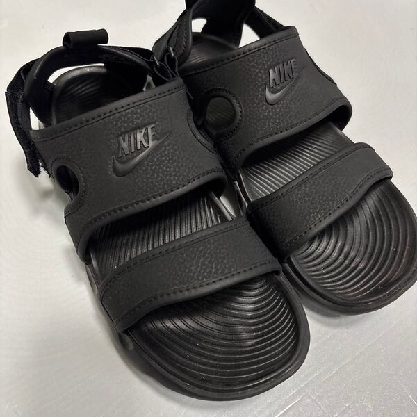 【未使用に近い】NIKE ナイキ スポーツサンダル 黒 ブラック
