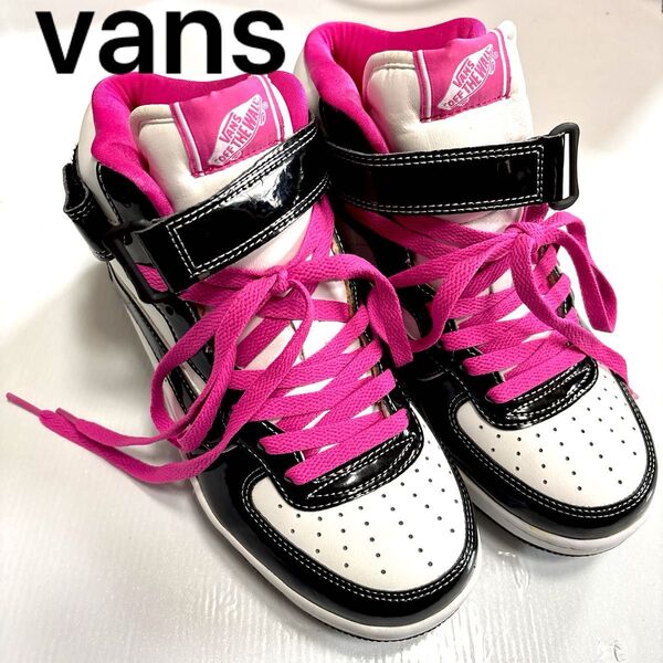 【新品】未使用 vans ハイカットスニーカー