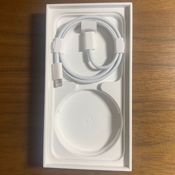 即日発送! アップル iPhone 純正ライトニングケーブル タイプC 1M 【新品未使用】