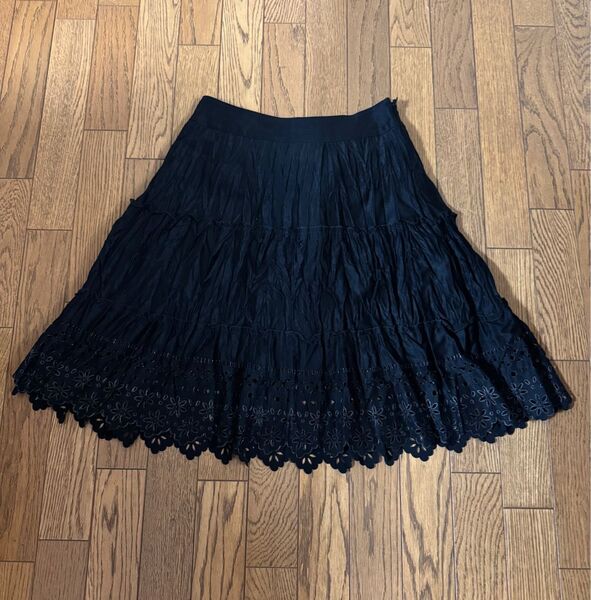黒のティアードスカート スカラップレース