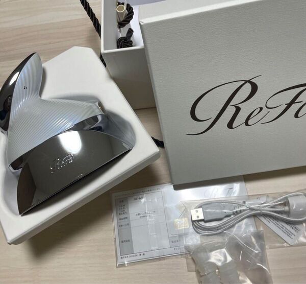 リファ正規品 ビューテックヘッドスパ ホワイト