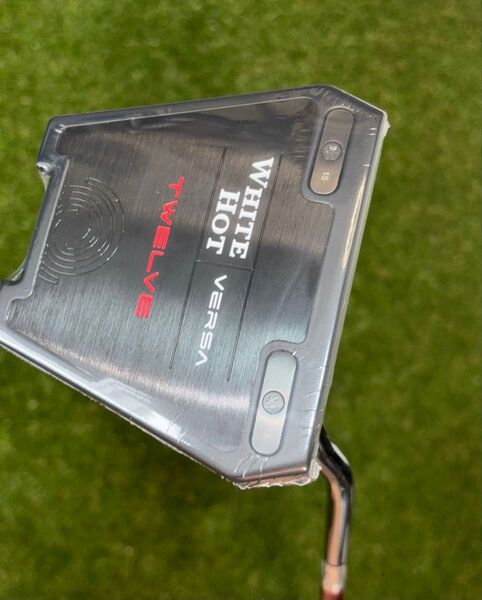 新品 オデッセイ ホワイトホット バーサ VERSA TWELVE DBパター 34インチ STROKE LAB 70C RED