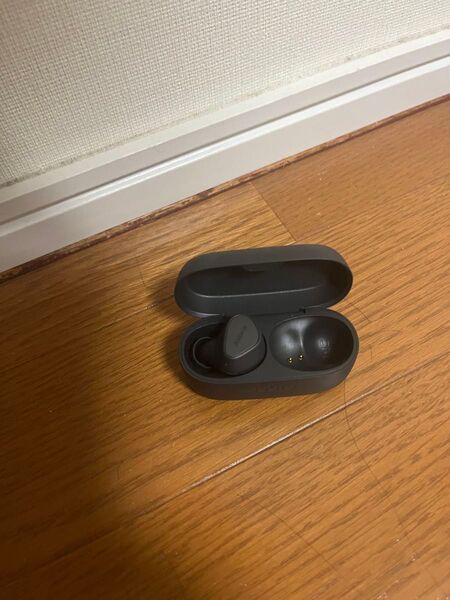 jabra elite4 (ワイヤレスイヤホン) ※左のみ