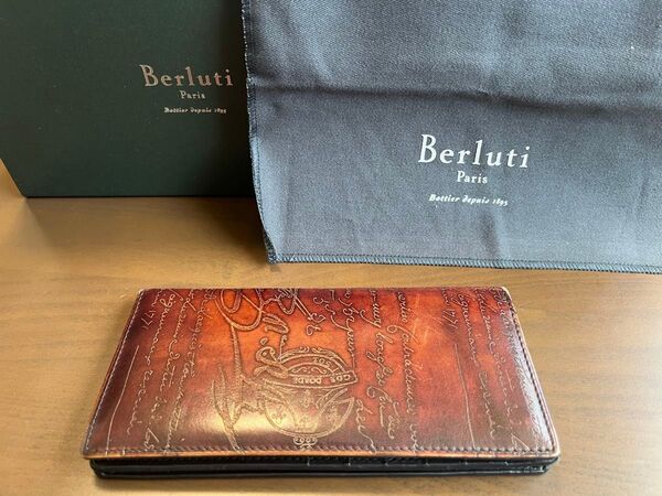 Berluti サンタル スクリットレザー ジップロングウォレット