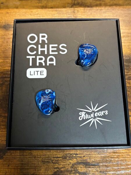 【中古】Kiwi ears orchestra lite blue 8BA 中華イヤホン 有線イヤホン やや難あり