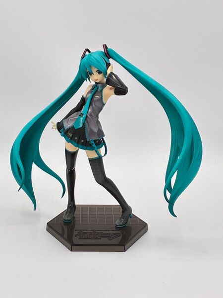 キャラクター・ボーカル・シリーズ01 初音ミク (1/8スケール PVC塗装済み完成品)