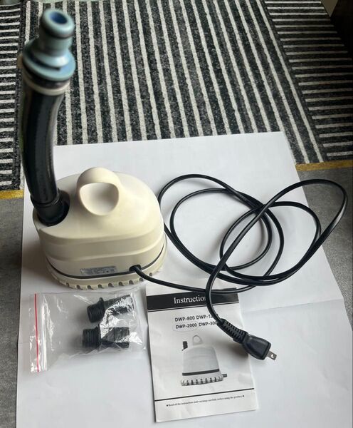 100V 水中ポンプ最大吐出量2000L/H調整可