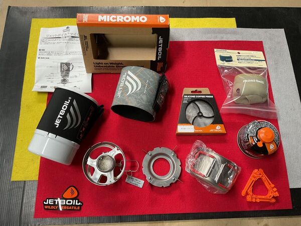 JETBOILマイクロモ希少なホワイトカラー動作良好美品・新品付属品多数付き 登山・アウトドアソロに最適!