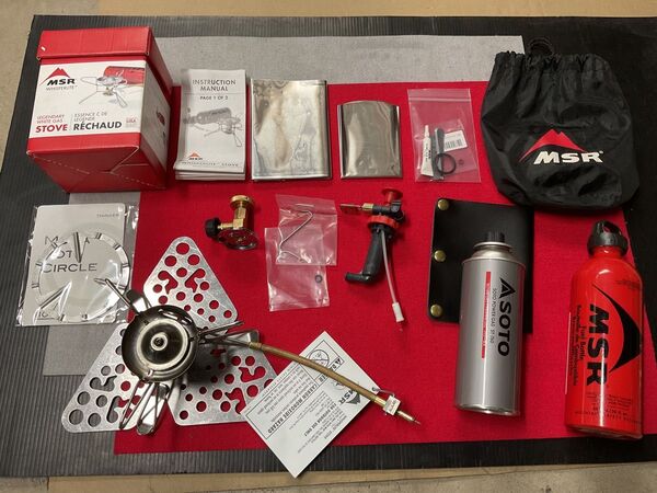 MSRウィスパーライト・ガソリン&CB缶GAS専用機付属品多数動作良好美品! ガソリンストーブ ウィスパーライト MSR