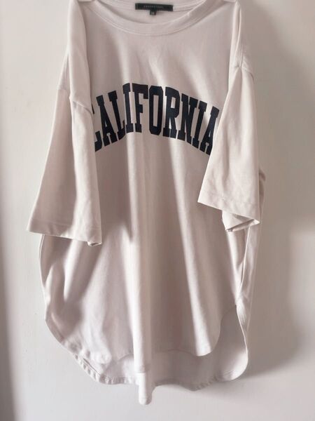 オーバーサイズ Tシャツ