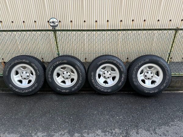 05y TJラングラー 純正タイヤホイール 4本セット