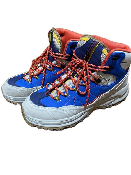 ZARA トレッキングシューズ ブーツ スニーカー 登山靴 トレッキング シューズ