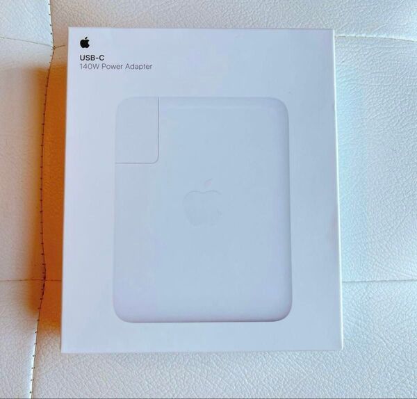 Apple 140W USB-C電源アダプタ 新品、未開封
