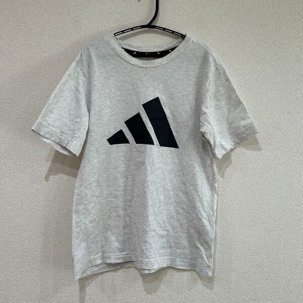 アディダス adidas 半袖 キッズ 男の子用 160㎝ トップス