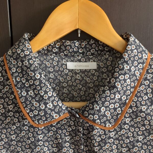 SALE!美品 アルシーヴ archives シャツワンピース 花柄 レトロ ワンピース ロング M