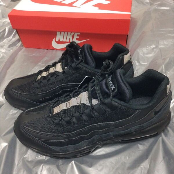 NIKE AIR MAX 95 ESSENTIAL 29.5cm