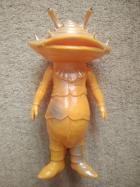 カネゴン ソフビ フュギュア おもちゃ ウルトラマン ウルトラQ 1983年 昭和 レトロ 玩具