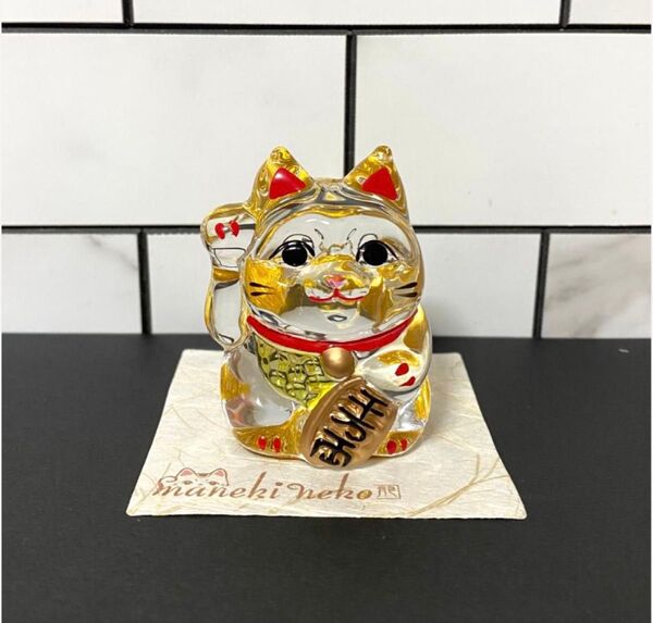 クリスタルの招き猫【金彩小判招き猫】 ガラスの置物 可愛い ミニサイズ 新品