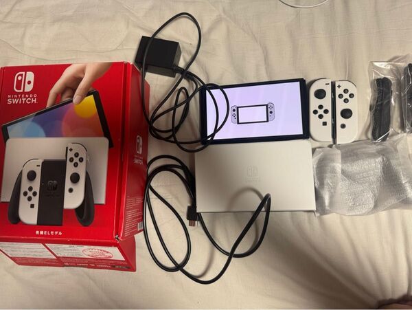 中古美品 ニンテンドースイッチ 有機ELモデル ホワイト