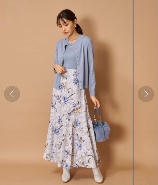 ジャスグリッティー カットジャガード フラワープリント スカート JUSGLITTY