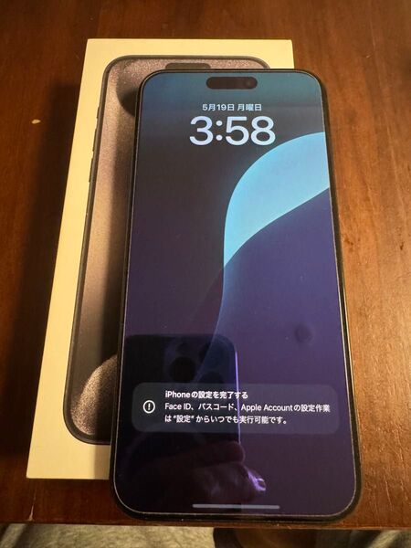 欧州版 SIMフリー iPhone 15 Pro Max 256GB 黒 中古美品