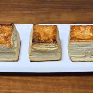 【ばらの街福山から】ミルフィーユ風のスコーン8個