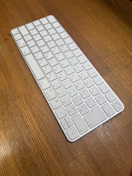 Apple純正 キーボード Lightning端子(TouchIDあり )