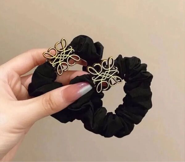 ヘアアクセサリー ヘアクリップ ヘアピン 髪飾り ヘアゴム シュシュ2点セット