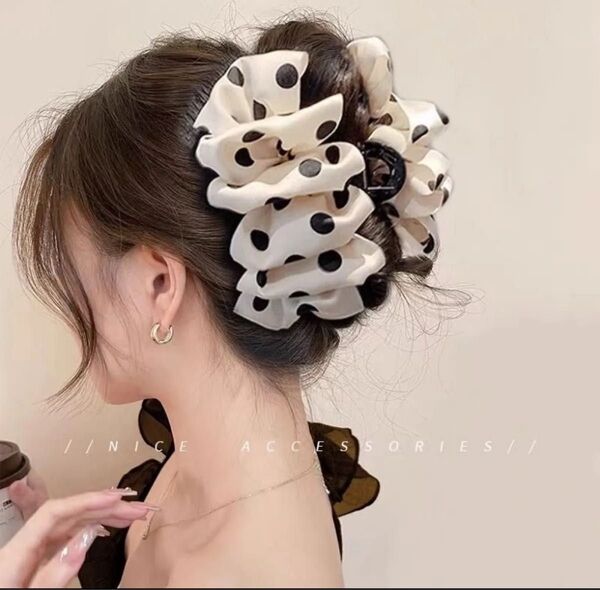 バレンダヘアゴム シュシュ ヘアアクセサリー 髪飾り 2点セット