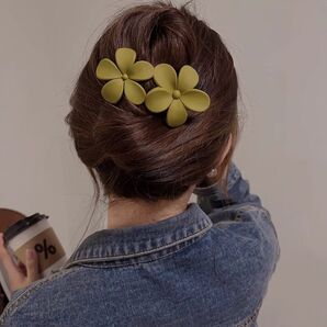 ヘアクリップ ヘアアクセサリー 結婚式 髪留め 韓国 髪飾り バレッタ